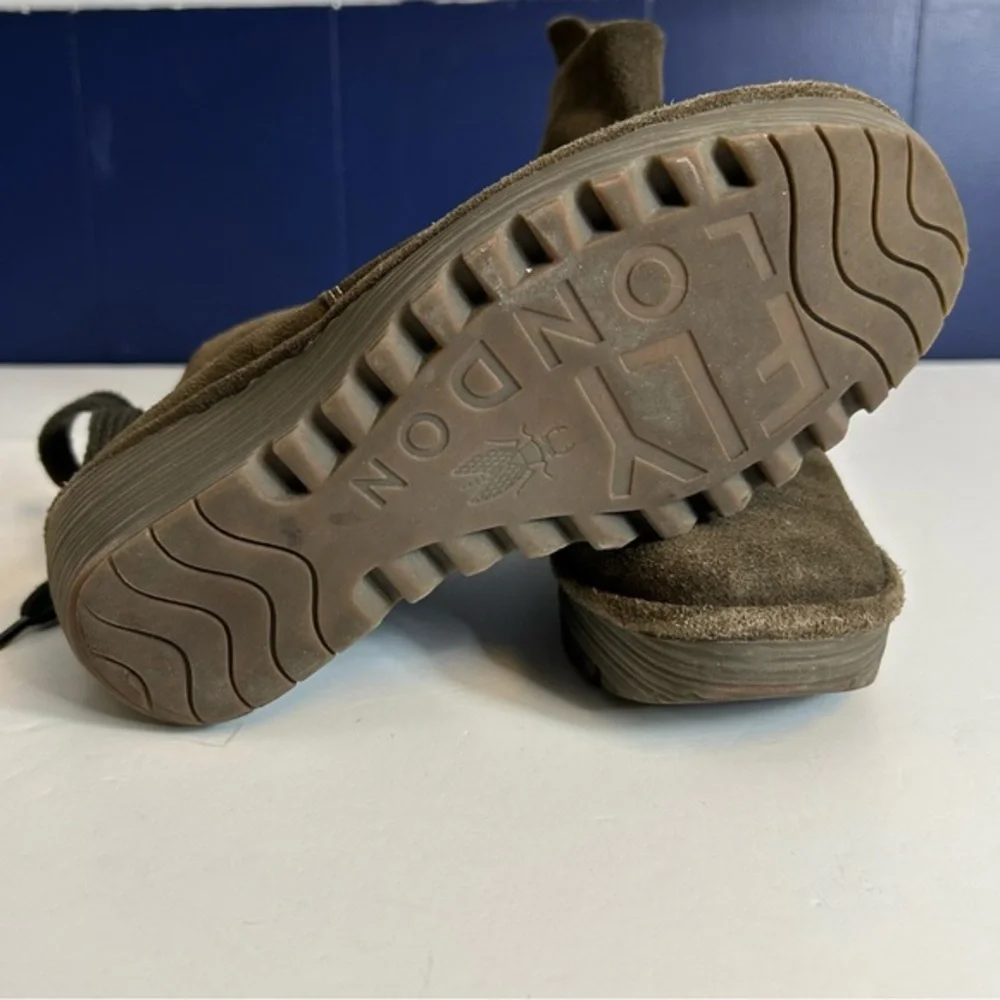 Fly London Yama Suede Wedge Ankle‎ Bootie Olive Army Green Size 39